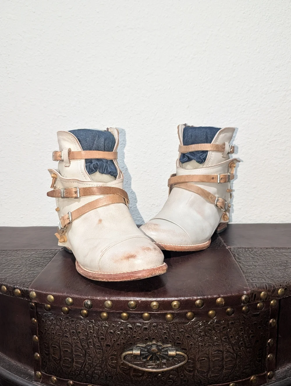 FreeBird CRUE Ice Ankle Boots size 9